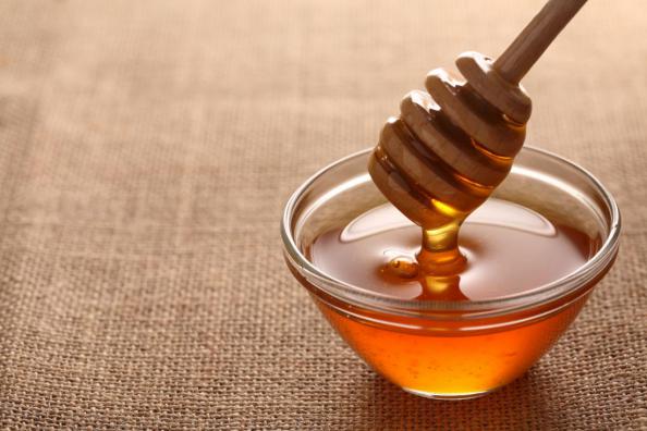 مصرف عسل طبیعی برای درمان آسم